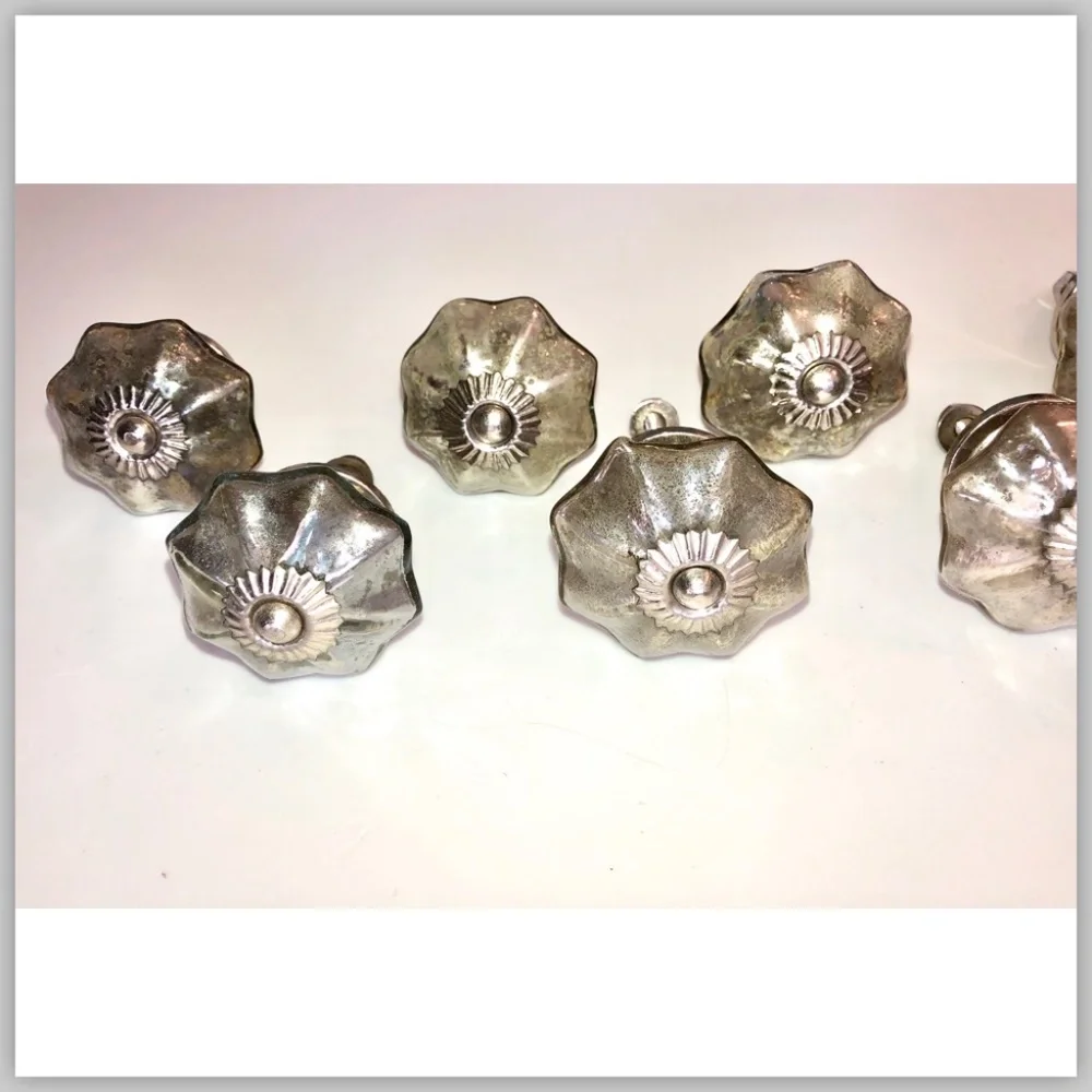 πHPπ ANTHROPOLOGIE Mercury Glass Melon Vintage Look Cabinet Knobs Set of 10 - Picture 3 of 4